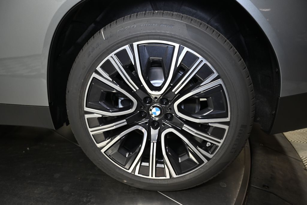 Thumbnail: 2025 BMW X3 - 12