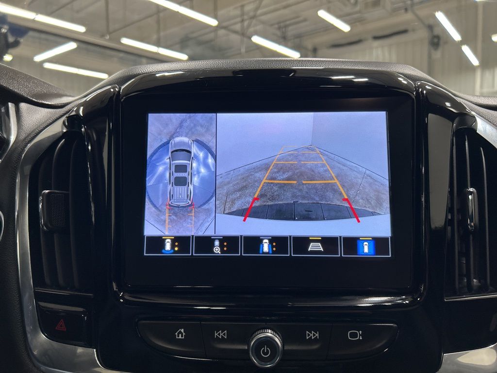 used 2023 Chevrolet Traverse car, priced at $37,380