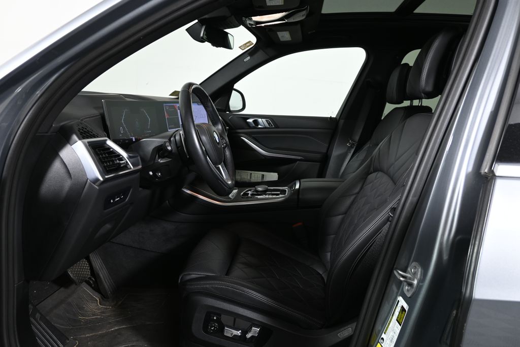 Thumbnail: 2024 BMW X5 - 3