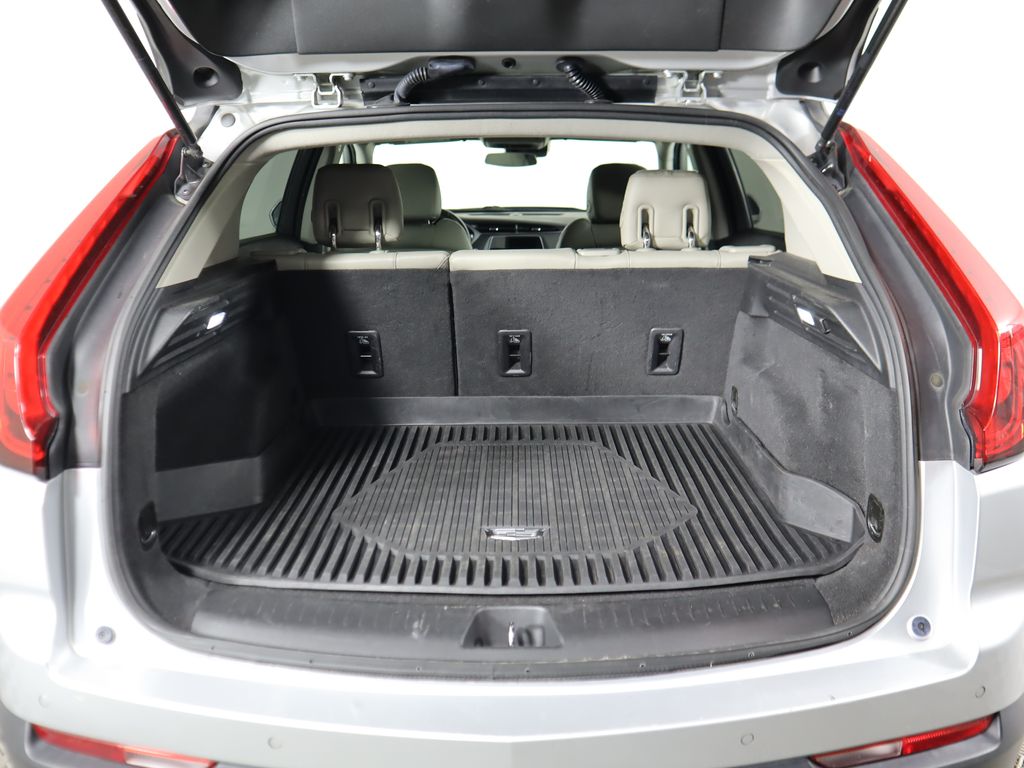 Thumbnail: 2020 Cadillac XT4 - 28