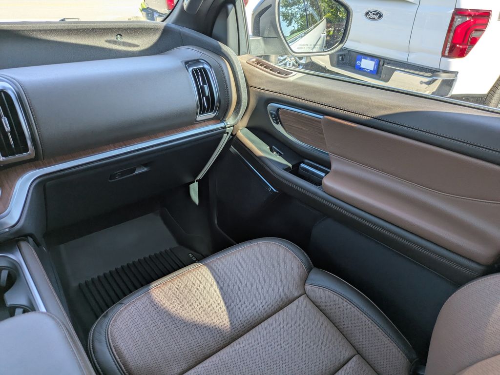 2026 Ford Expedition King Ranch