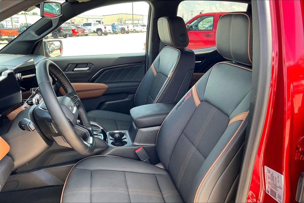 Used 2026 GMC Canyon AT4 4D Crew Cab