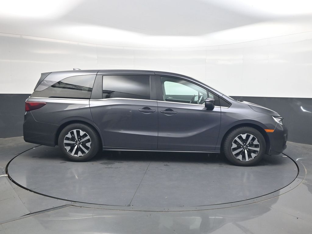 Used 2025  Honda EX-L image 3