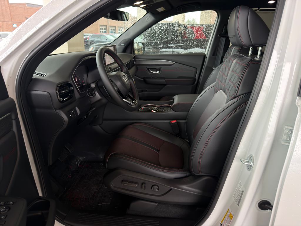 Thumbnail: 2026 Honda Pilot - 17