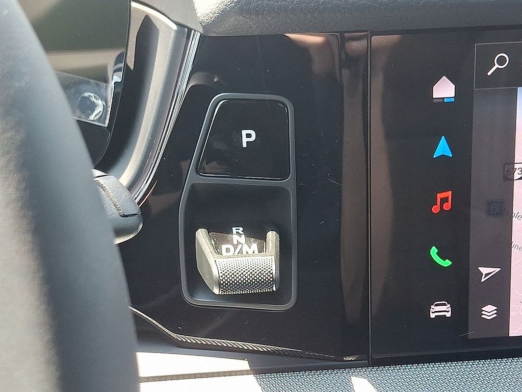 Thumbnail: 2026 Porsche Cayenne - 16