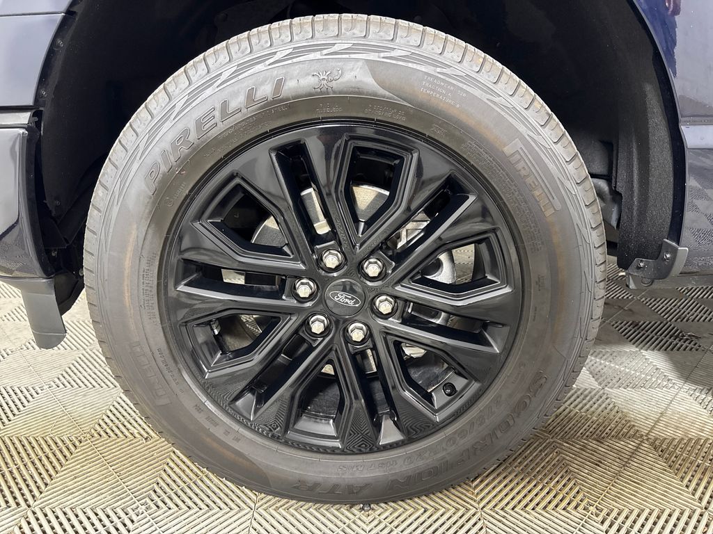 Certified Used 2025 Blue Ford XLT image 13