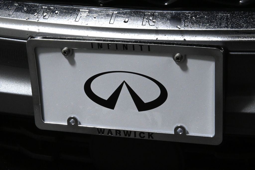 2025 INFINITI QX60 Luxe 13