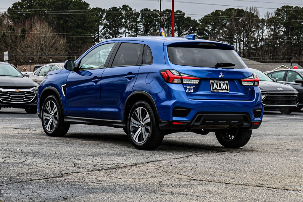 Used 2024 Blue Mitsubishi 2.0 SE image 6