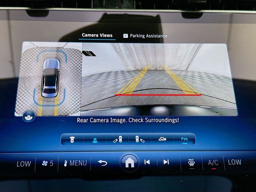 Thumbnail: 2025 Mercedes-Benz E-Class - 15