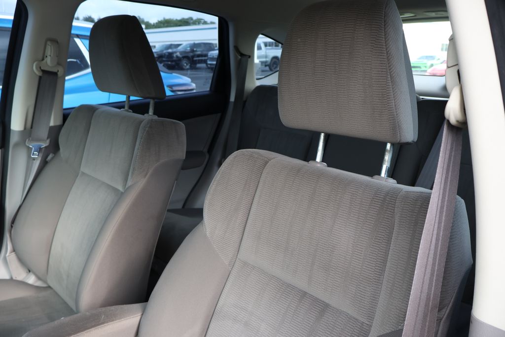 2014 Honda CR-V LX 13