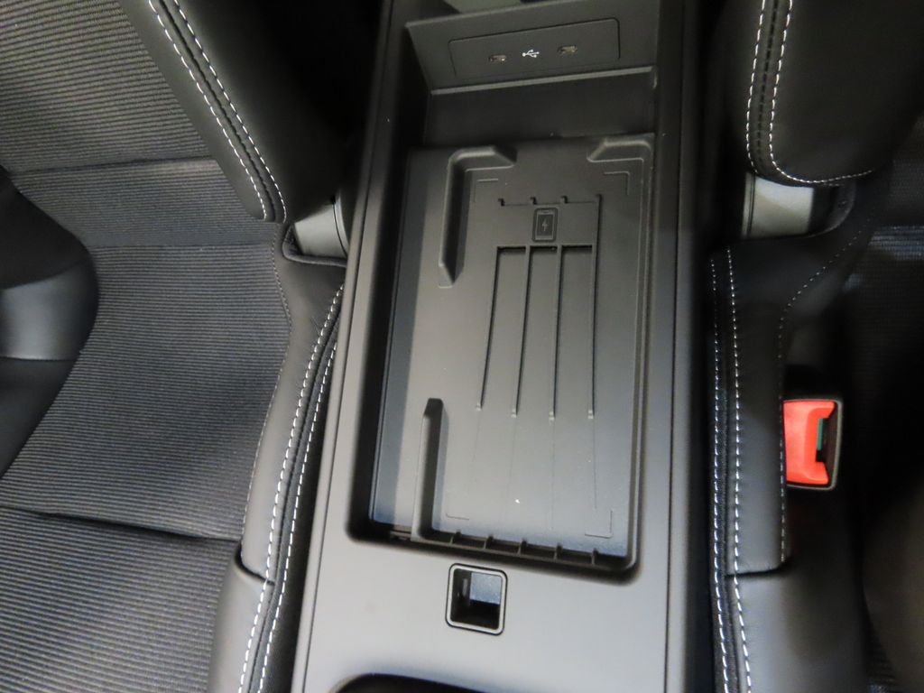 Thumbnail: 2026 Porsche 911 - 32