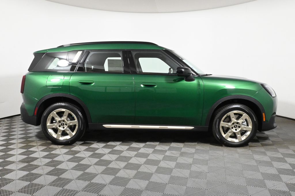 2025 MINI Cooper Countryman Base 8