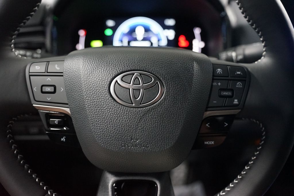 Thumbnail: 2026 Toyota Camry - 15