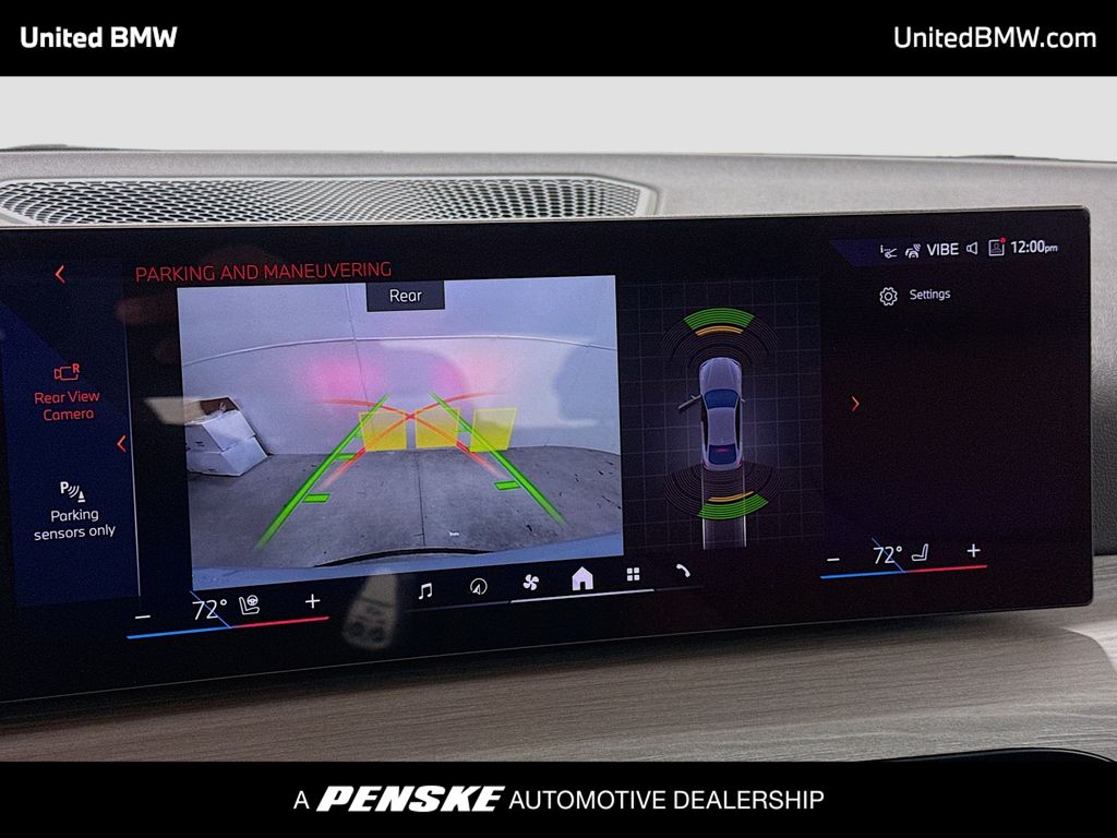 Thumbnail: 2026 BMW i4 - 9