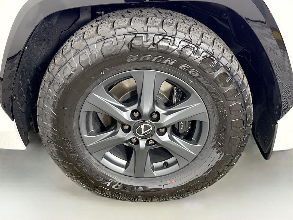 Thumbnail: 2026 Lexus LX - 31