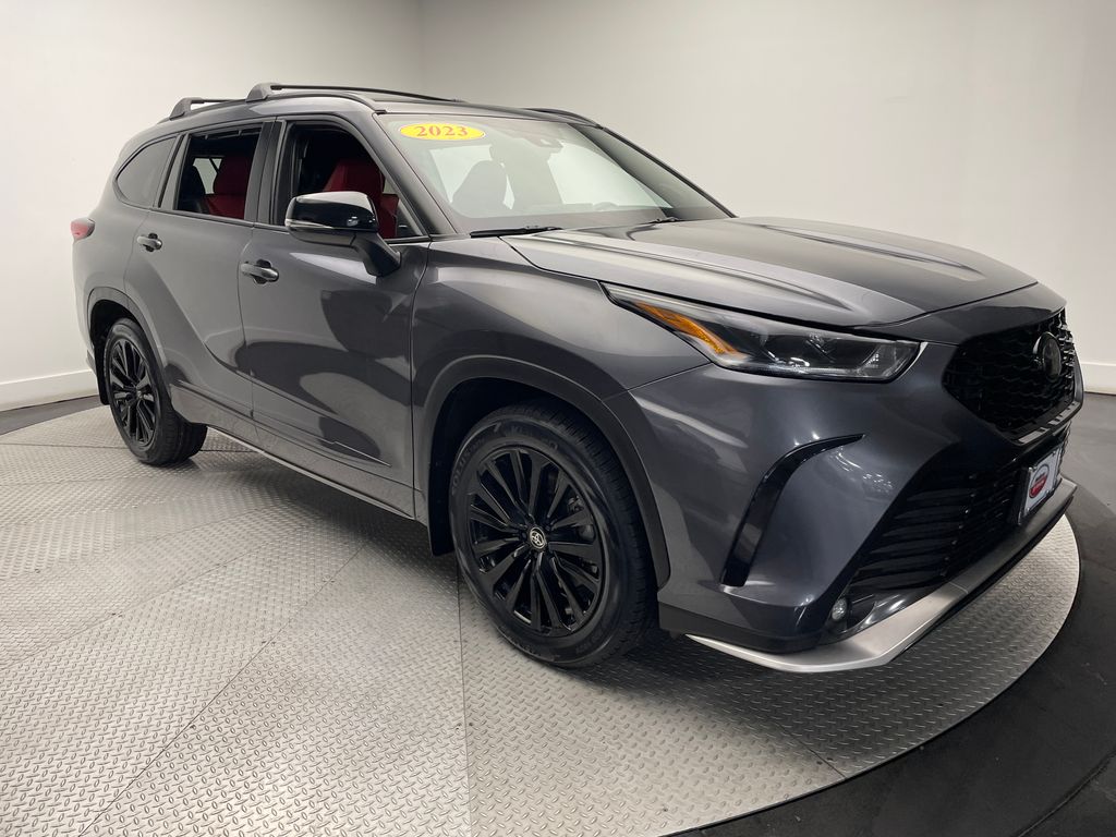 2023 Toyota Highlander XSE 3