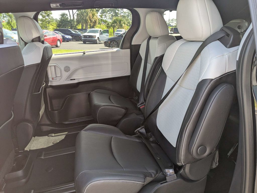 New 2026 Toyota Sienna Van