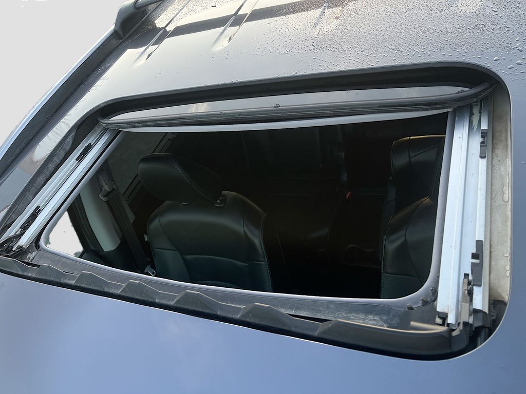 Used 2022 Gray Honda Touring image 23