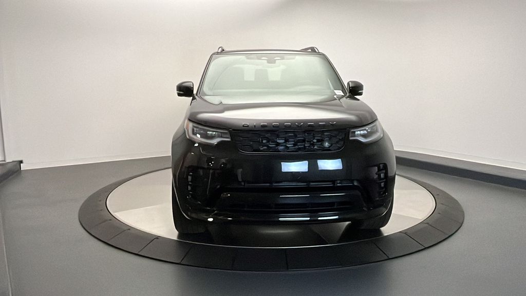 2024 Land Rover Discovery Dynamic SE P360 8