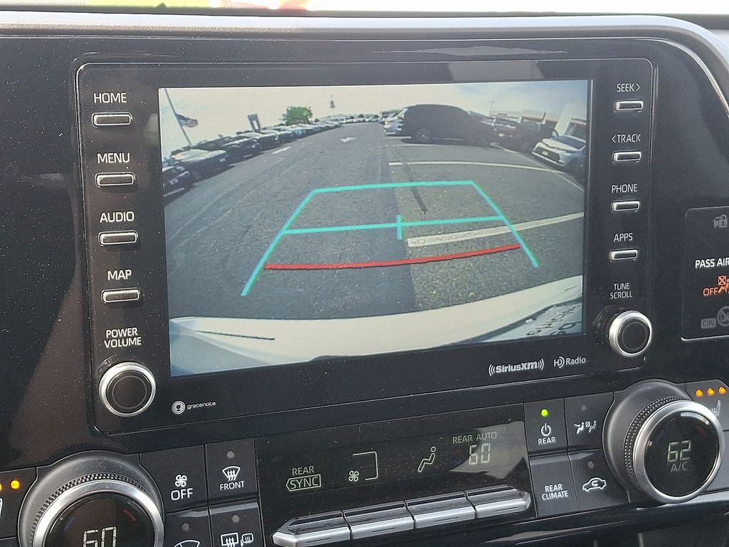 2022 Toyota Highlander XLE 20