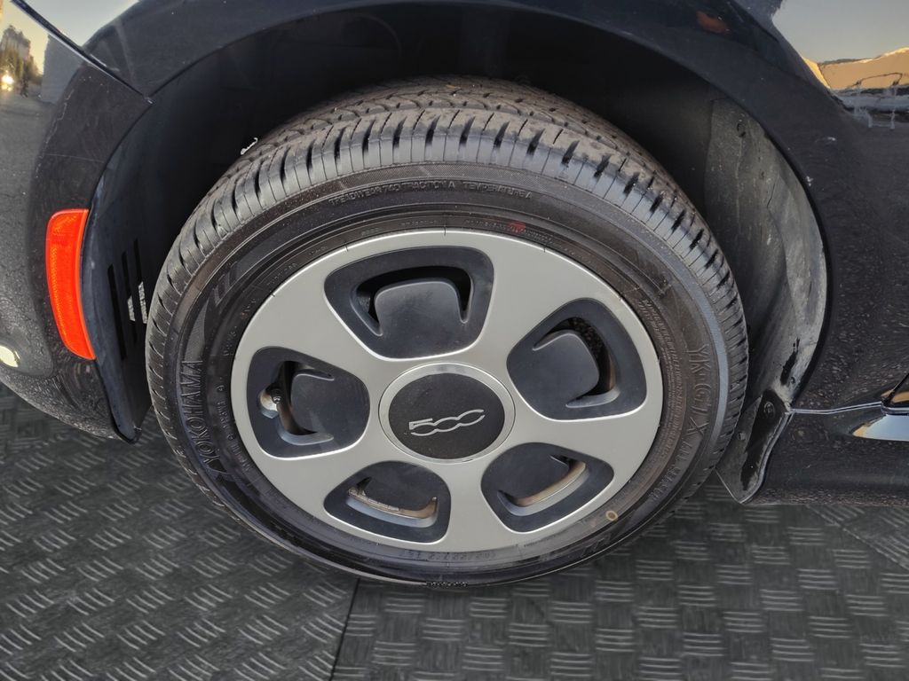 Used Car 2014 Fiat 500e  Battery Electric For Sale Under $10,000 In Austin, Texas