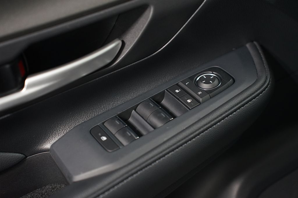 Thumbnail: 2025 Toyota Grand Highlander - 31