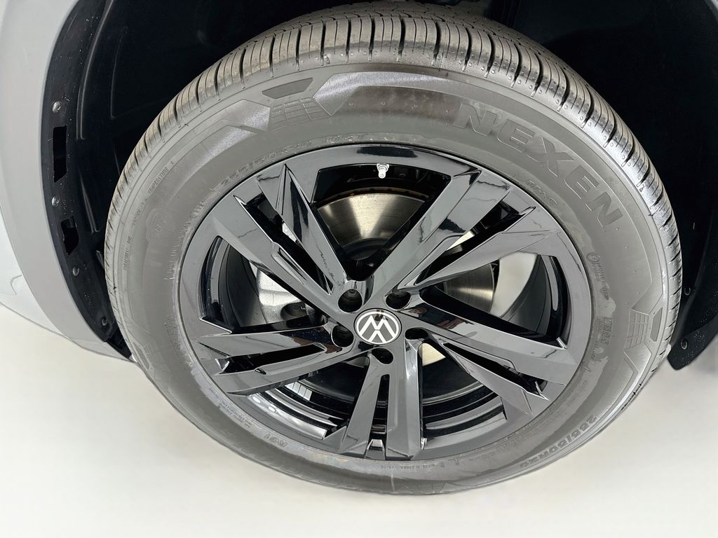Thumbnail: 2026 Volkswagen Atlas - 29