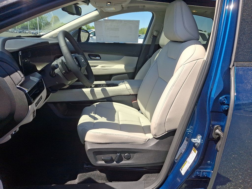 2025 Nissan Murano SL 6