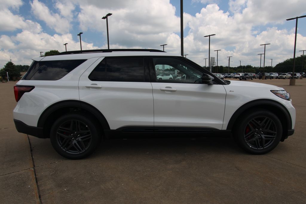 New 2026 Ford Explorer SUV