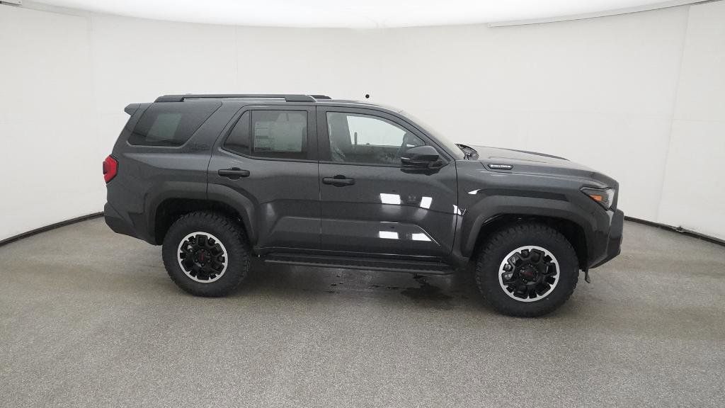 Thumbnail: 2025 Toyota 4Runner - 29
