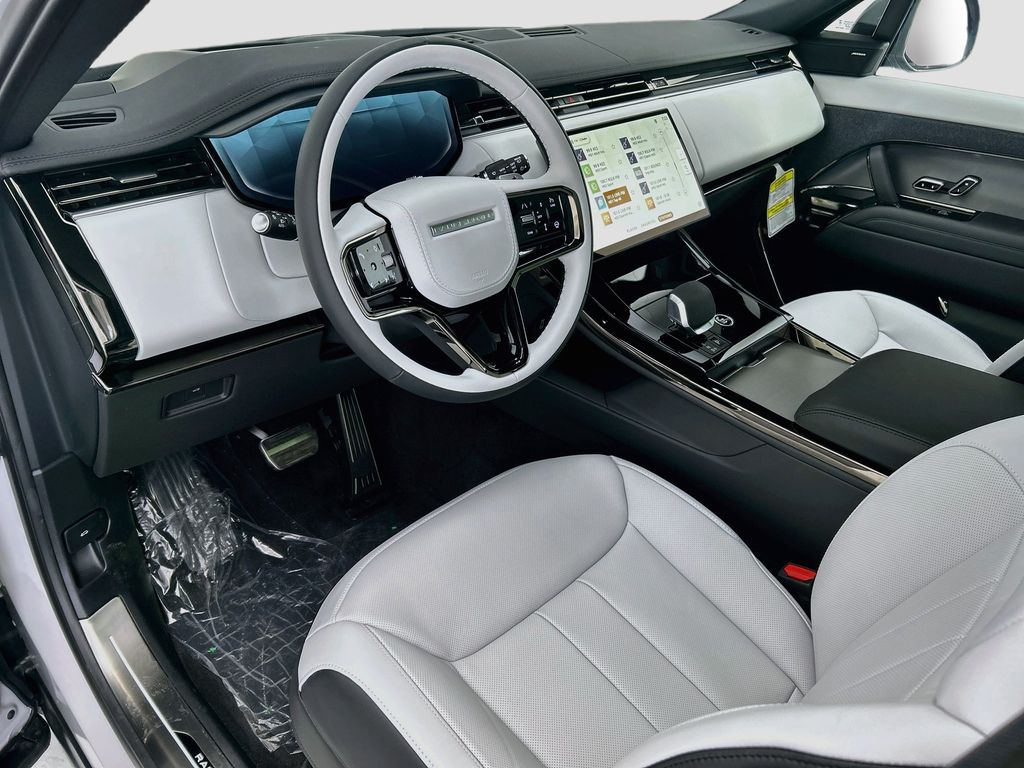 Thumbnail: 2026 Land Rover Range Rover Sport - 9