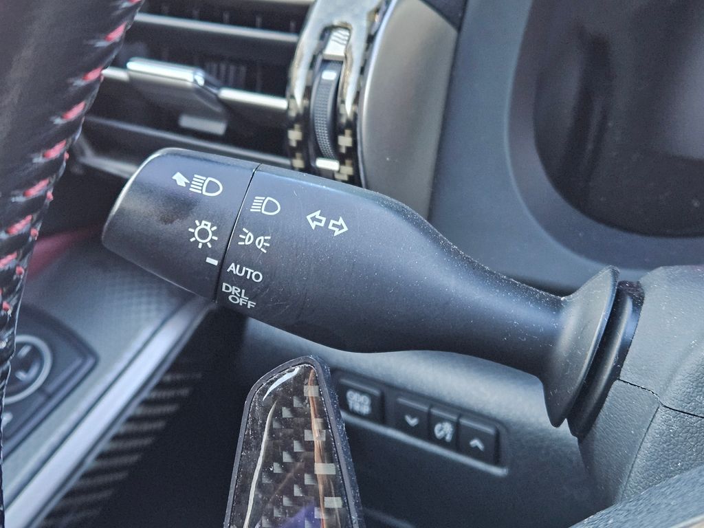 Thumbnail: 2016 Lexus IS - 21