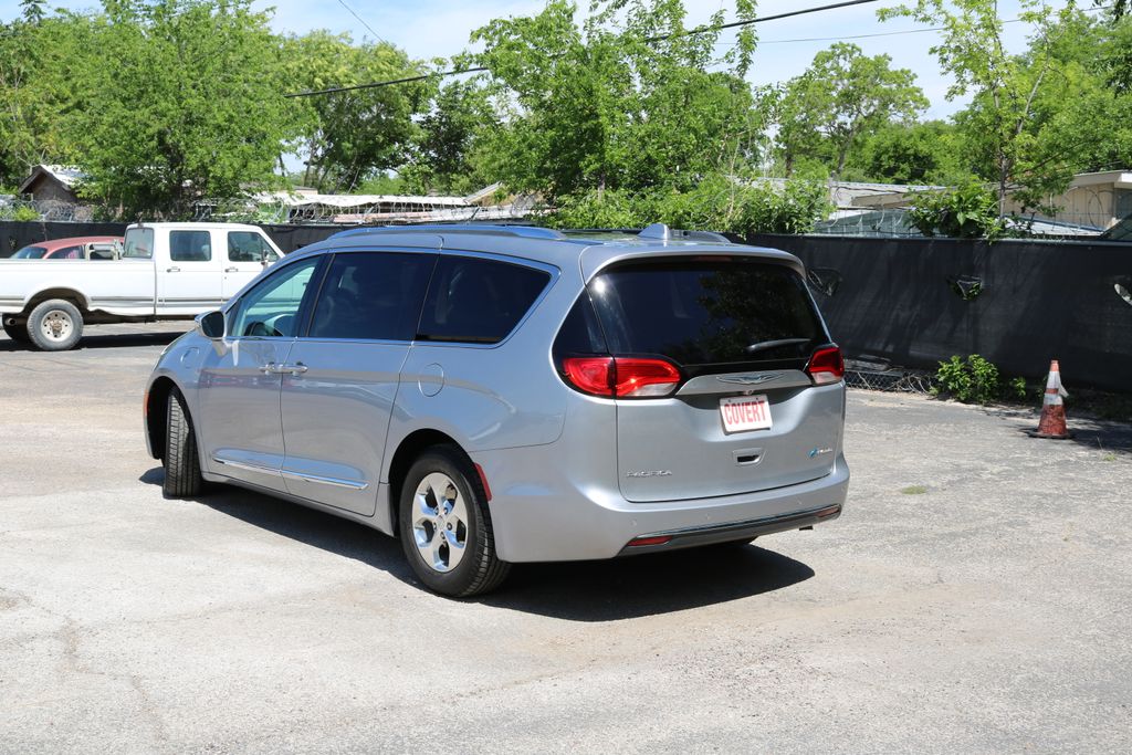 Used Car 2018 Chrysler Pacifica Hybrid  Limited For Sale Under $25,000 In Austin, Texas