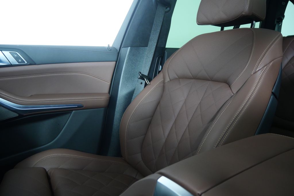 Thumbnail: 2026 BMW X5 - 24