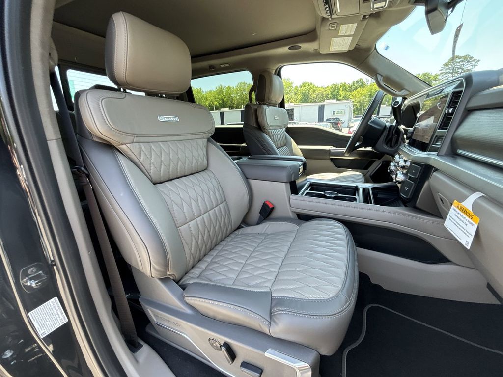 New 2026 Agate Black Metallic Ford F-350® Platinum® image 27