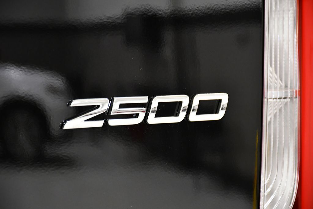Thumbnail: 2025 Mercedes-Benz Sprinter - 11