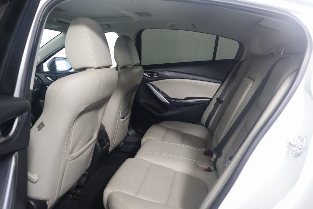 2016 Mazda Mazda6 i Touring 11