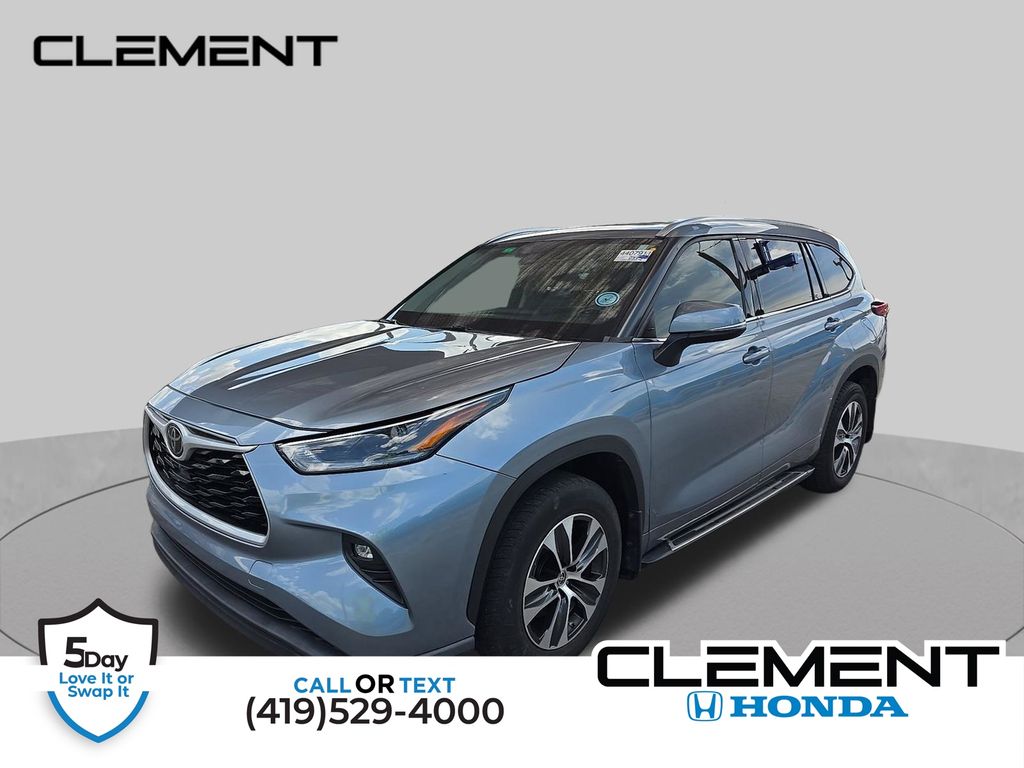 Moon Dust 2021 Toyota Highlander SUV / Crossover All-Wheel Drive 8-Speed Automatic