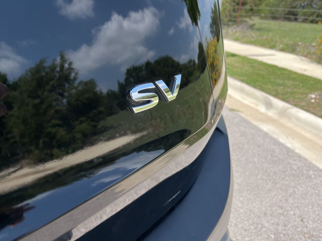 2023 Nissan Rogue SV 9