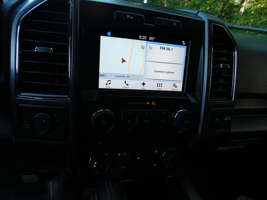 Thumbnail: 2018 Ford F-150 - 9