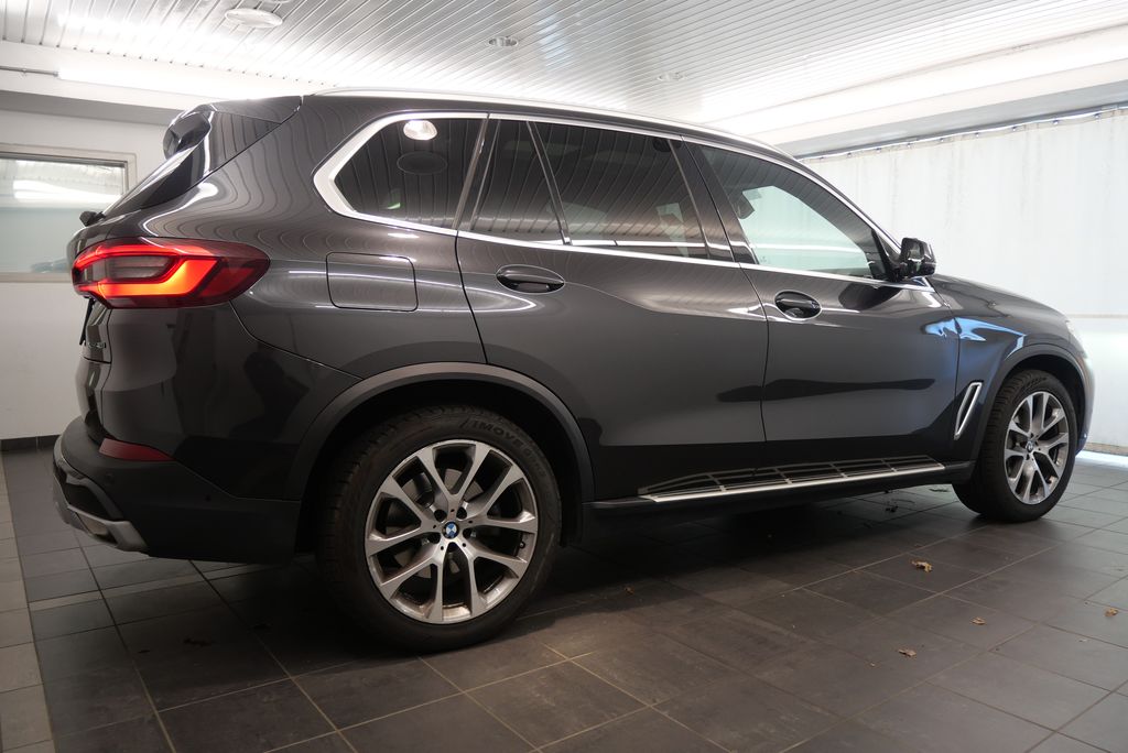 2023 BMW X5 xDrive40i 7