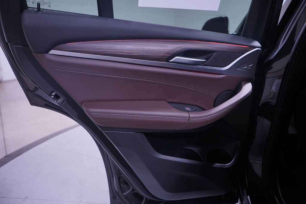 Thumbnail: 2020 BMW X4 - 15