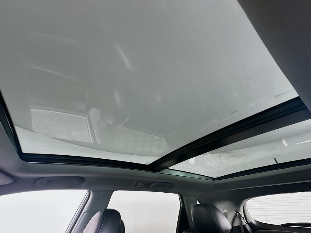 Used 2014 Silver Kia SX image 20