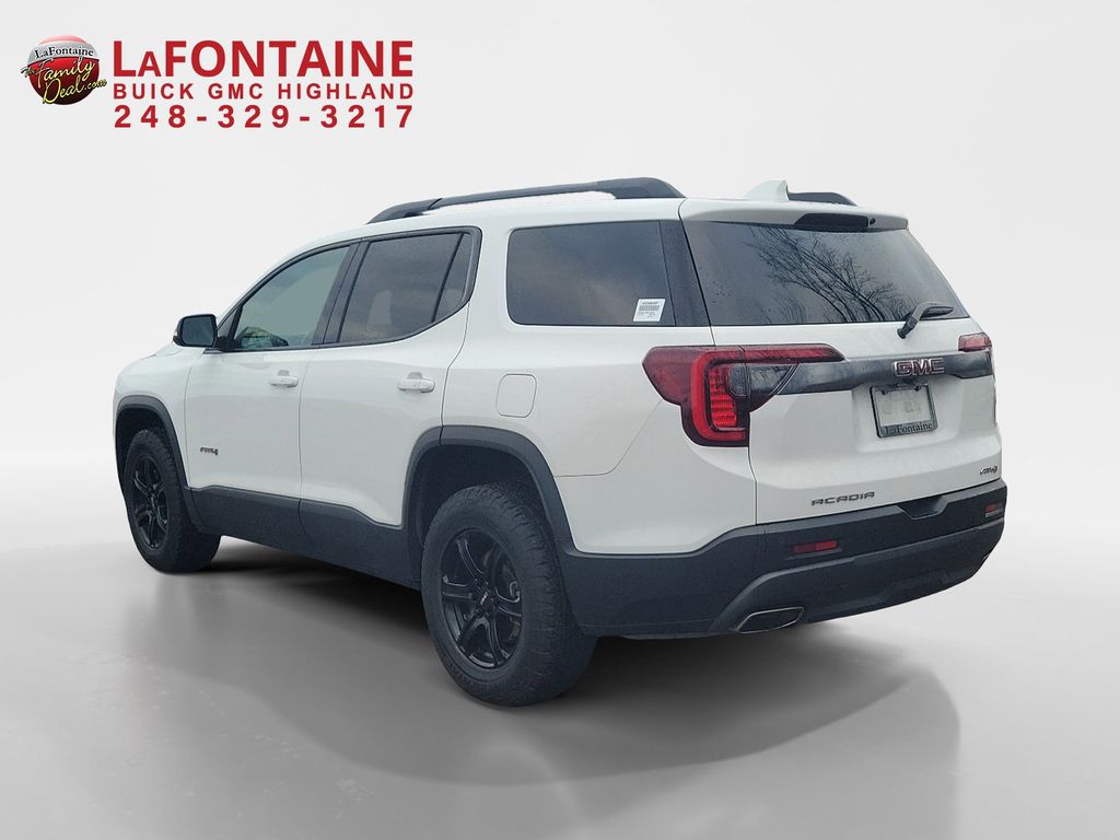 2022 GMC Acadia AT4 5