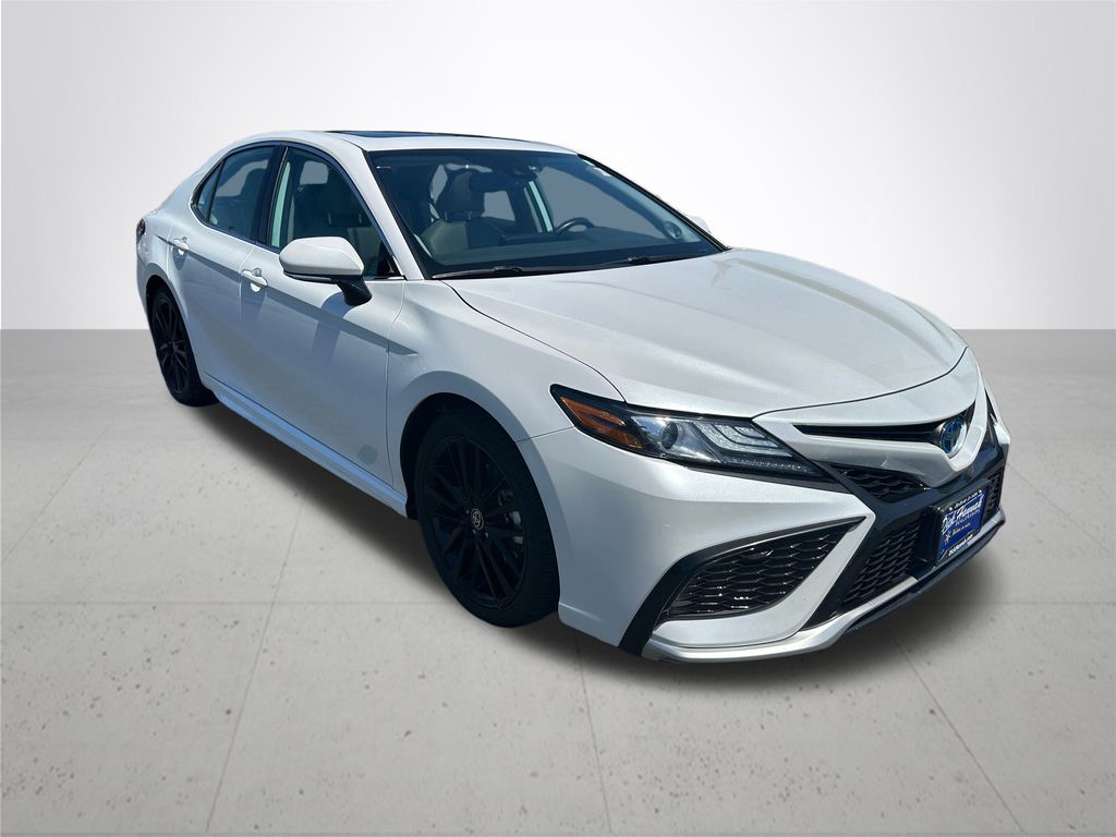 2023 Toyota Camry Hybrid XSE