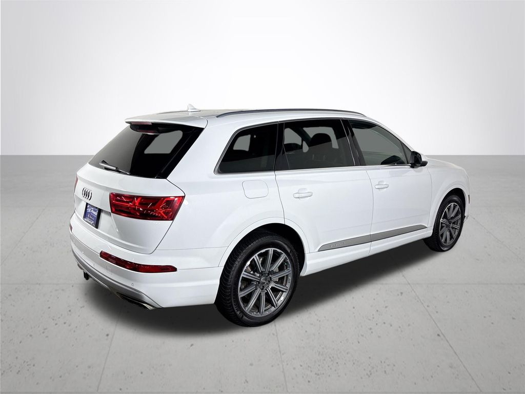 2019 Audi Q7 45 Premium Plus