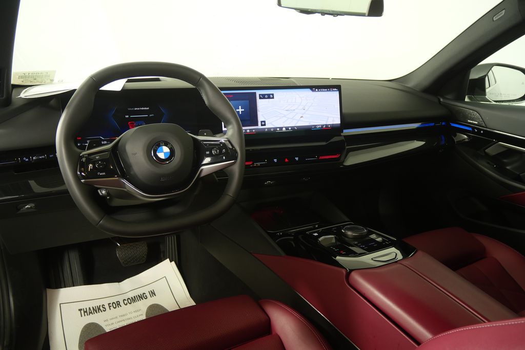 Thumbnail: 2025 BMW 5 Series - 15