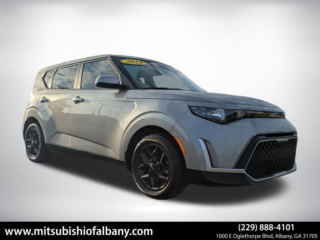 2023 Kia Soul LX