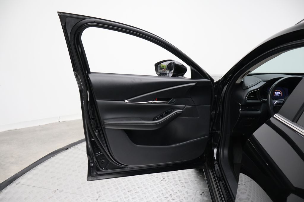 Thumbnail: 2025 Mazda CX-30 - 16