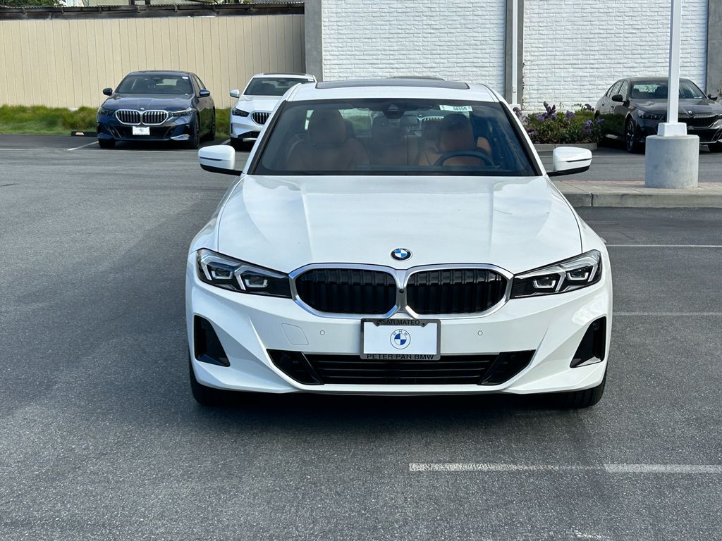 Thumbnail: 2026 BMW 3 Series - 8
